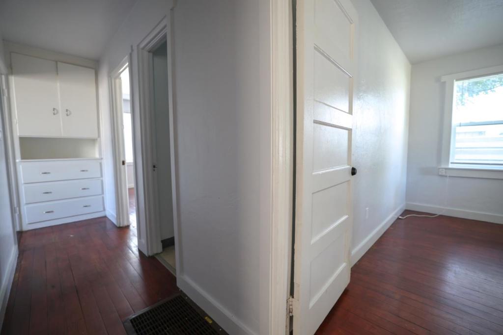 360 E 19th St, Merced, CA 95340