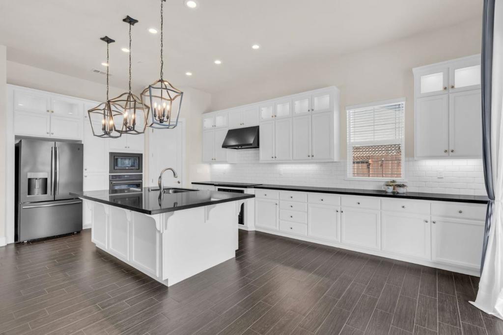 1436 FREESTONE Rd, Manteca, CA 95337