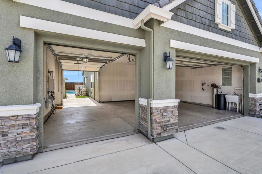 1436 FREESTONE Rd, Manteca, CA 95337