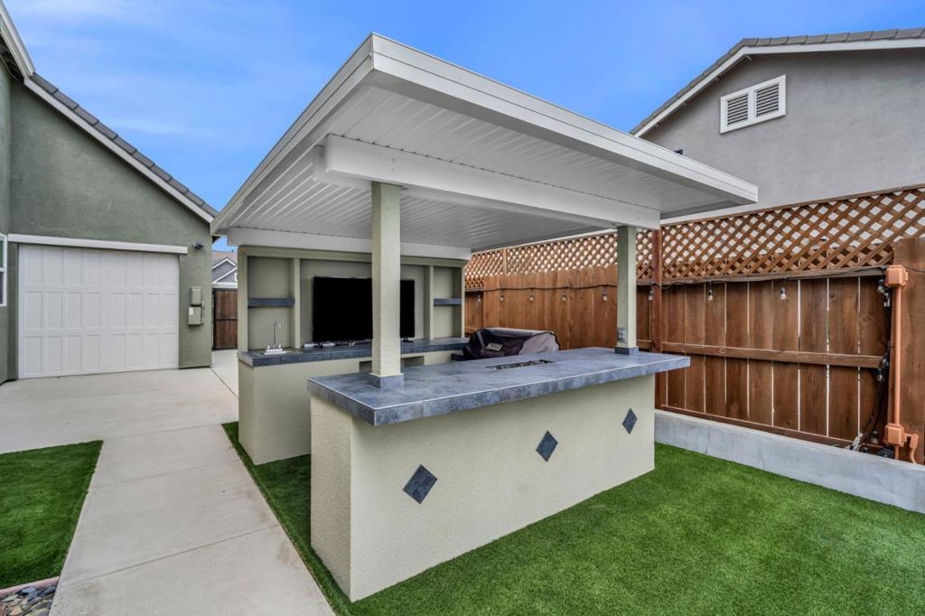 1436 FREESTONE Rd, Manteca, CA 95337