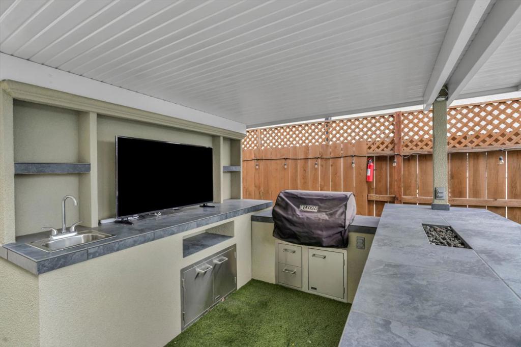 1436 FREESTONE Rd, Manteca, CA 95337