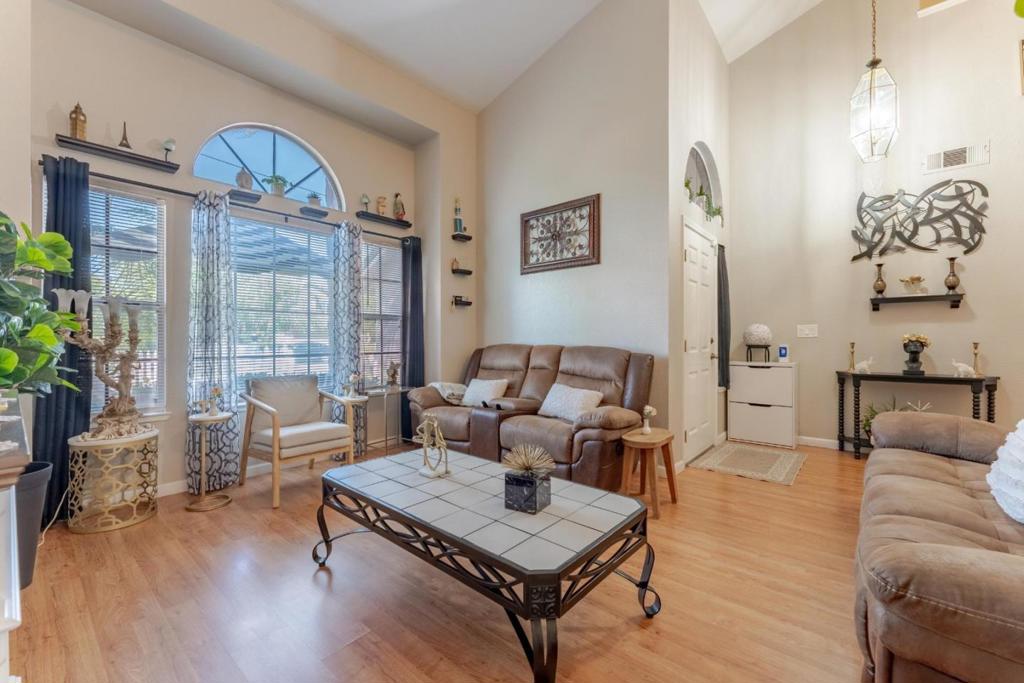 3712 Blaker Rd, Ceres, CA 95307