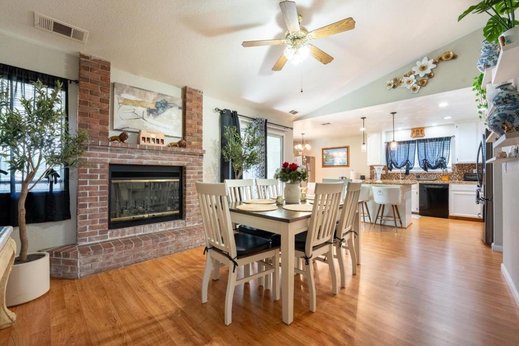 3712 Blaker Rd, Ceres, CA 95307