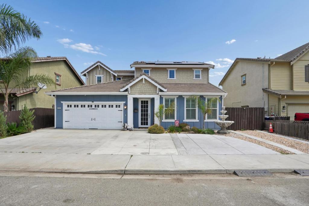 1112 Walshford Ct, Newman, CA 95360