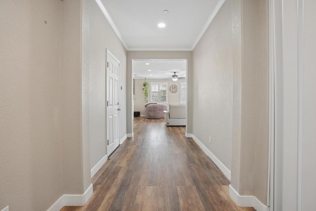 1112 Walshford Ct, Newman, CA 95360