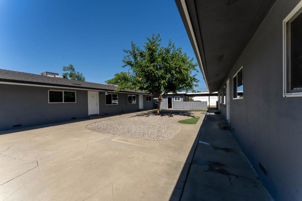 130 Fillmore St, Coalinga, CA 93210