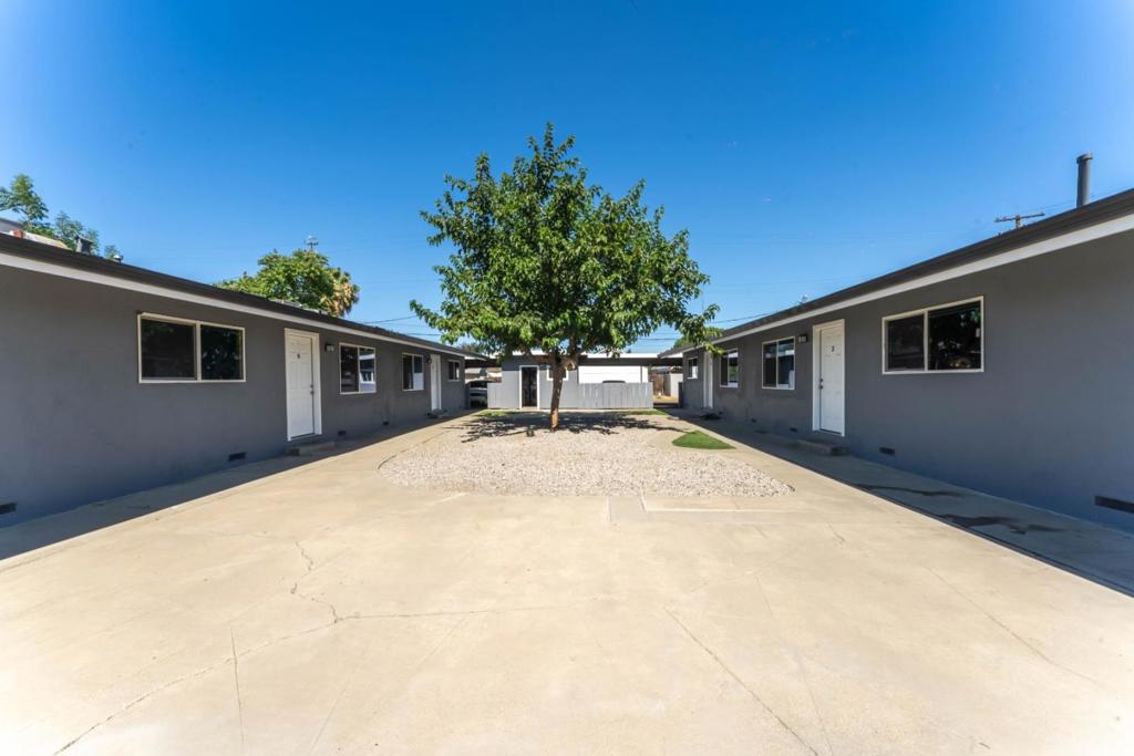 130 Fillmore St, Coalinga, CA 93210