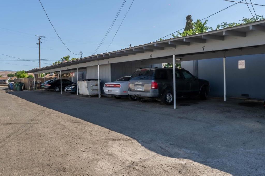 130 Fillmore St, Coalinga, CA 93210