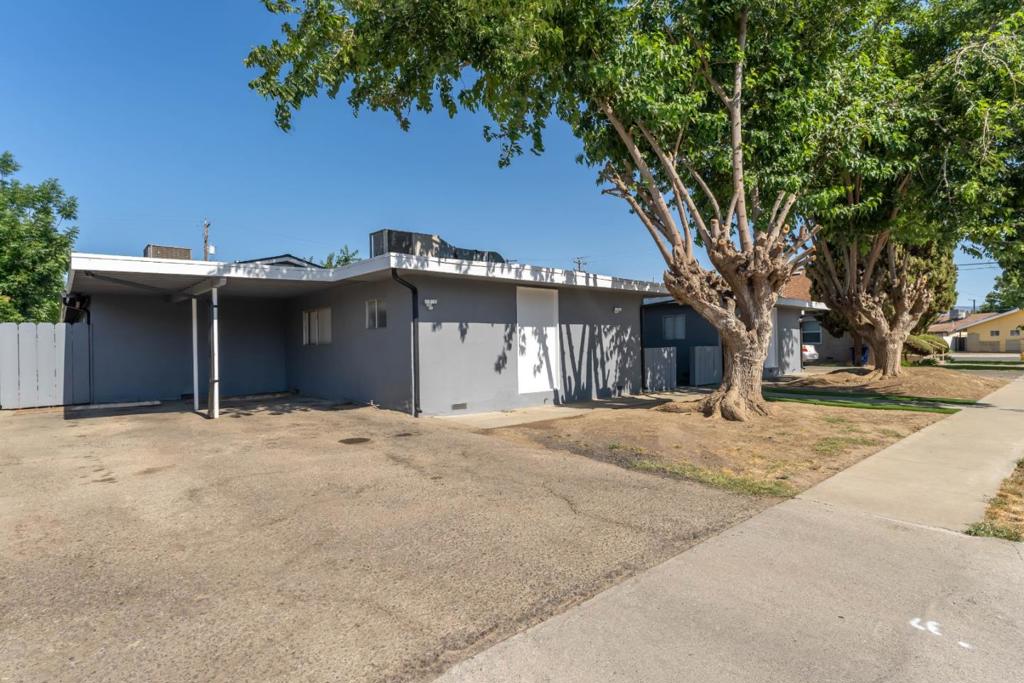 130 Fillmore St, Coalinga, CA 93210