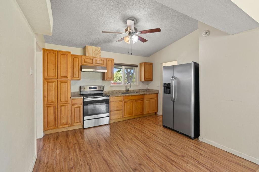 2972 Tuxford Ct, Merced, CA 95340