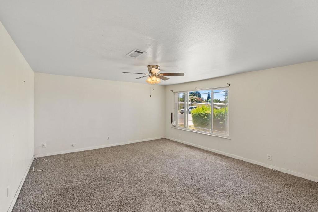 2972 Tuxford Ct, Merced, CA 95340