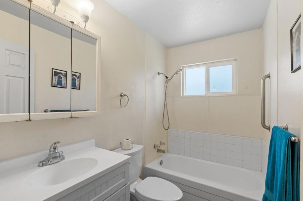 2972 Tuxford Ct, Merced, CA 95340