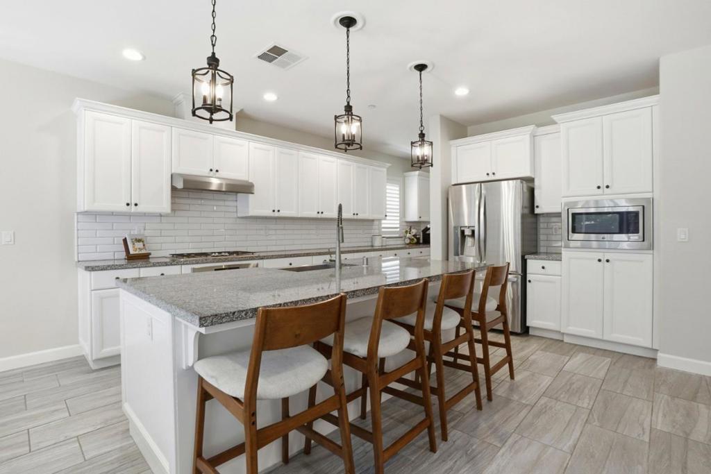 482 Stratford Ct, Brentwood (CC), CA 94513