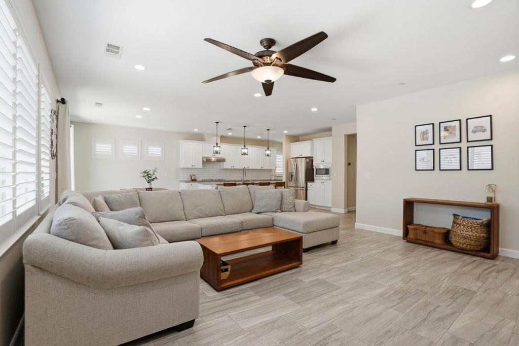 482 Stratford Ct, Brentwood (CC), CA 94513