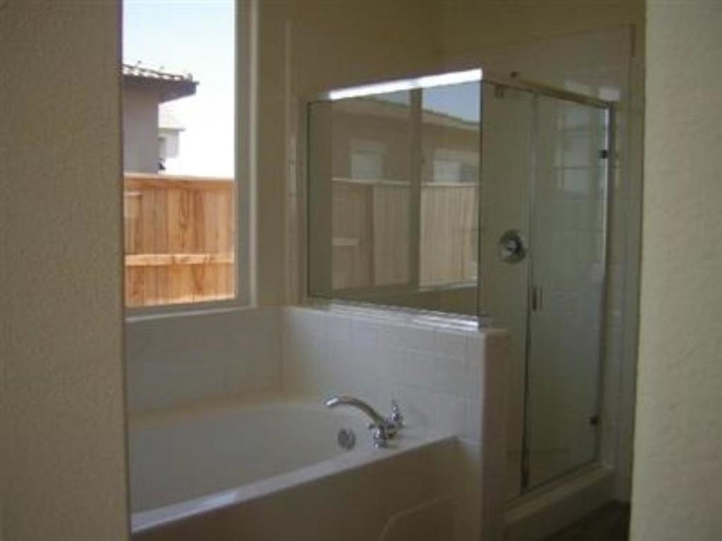 15220 Torrey Pines Cir, Chowchilla, CA 93610