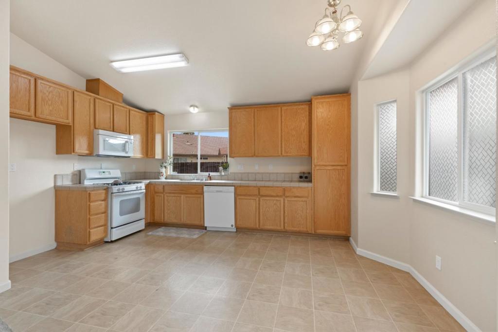 2344 Siena Ct, Merced, CA 95341