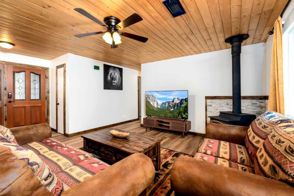 51159 Road 632, Oakhurst, CA 93644