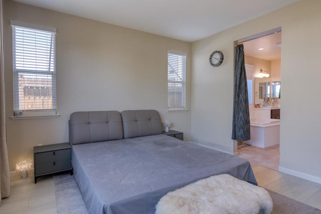 4341 Trailblazer Way, Modesto, CA 95356