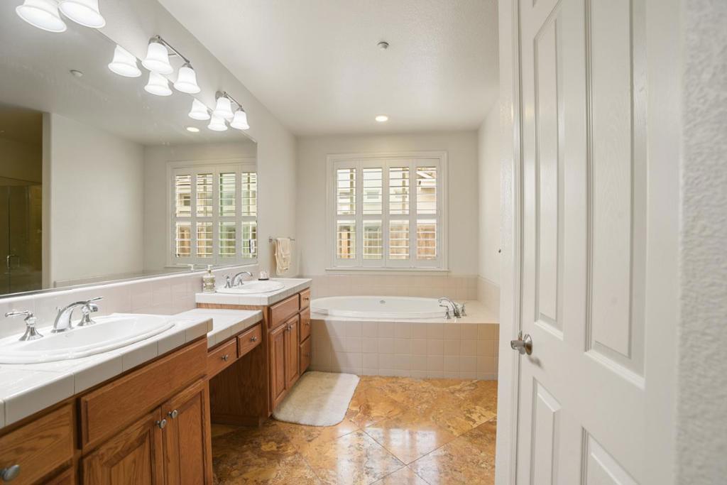 2272 Star Lilly Ct, Brentwood (CC), CA 94513