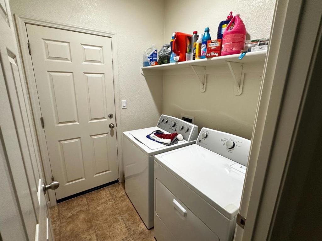 1444 San Pedro St, Los Banos, CA 93635
