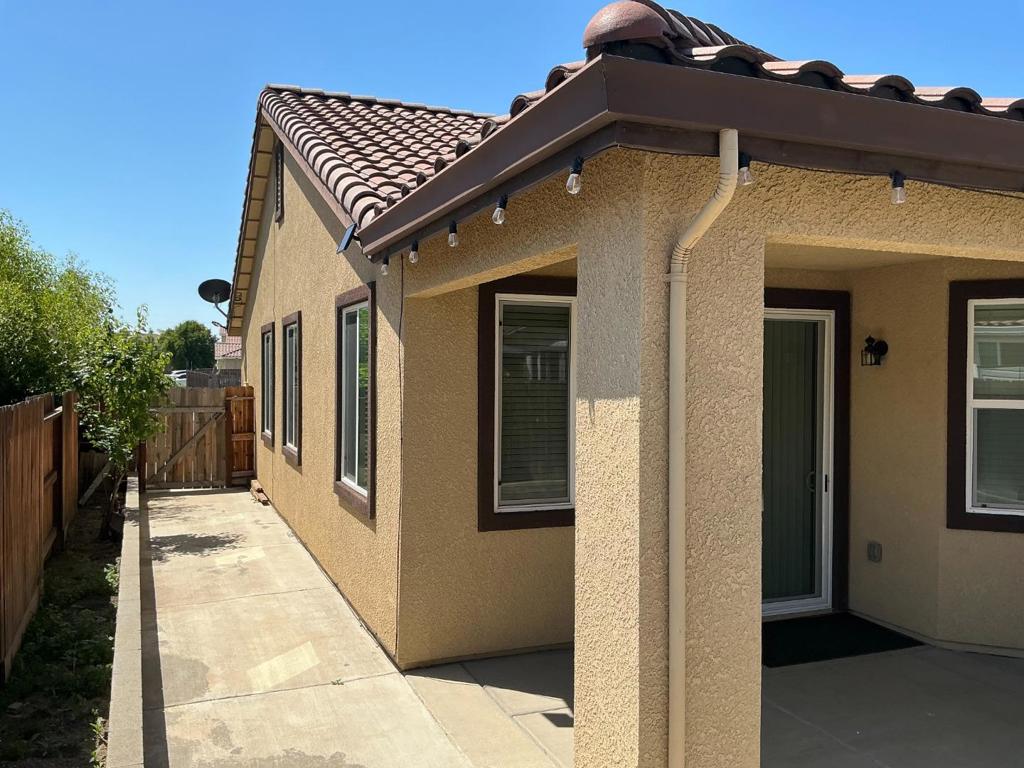 1444 San Pedro St, Los Banos, CA 93635