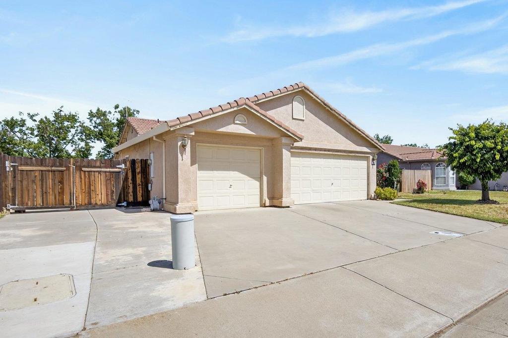 29146 Santa Cruz Dr, Gustine, CA 95322
