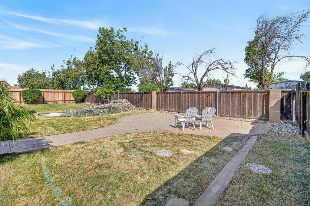 29146 Santa Cruz Dr, Gustine, CA 95322