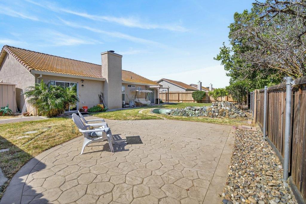 29146 Santa Cruz Dr, Gustine, CA 95322