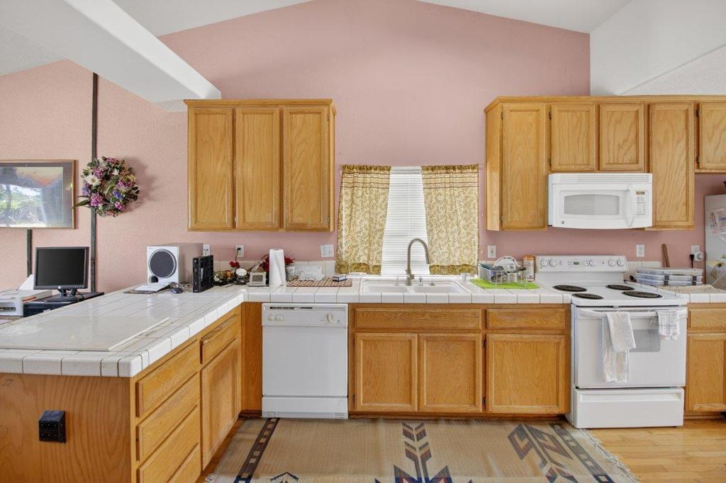 29146 Santa Cruz Dr, Gustine, CA 95322