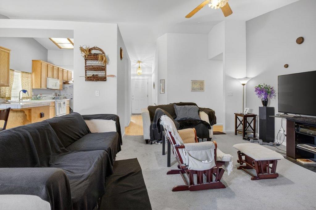 29146 Santa Cruz Dr, Gustine, CA 95322
