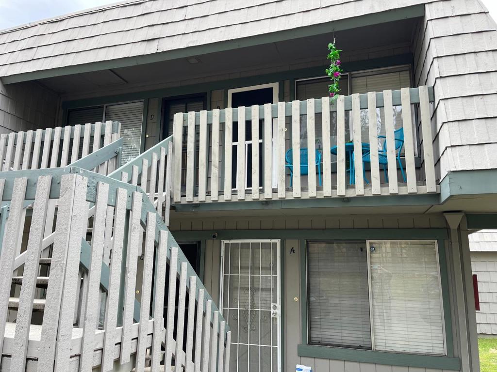 3334 Harbor Cir #B, Paso Robles, CA 93446