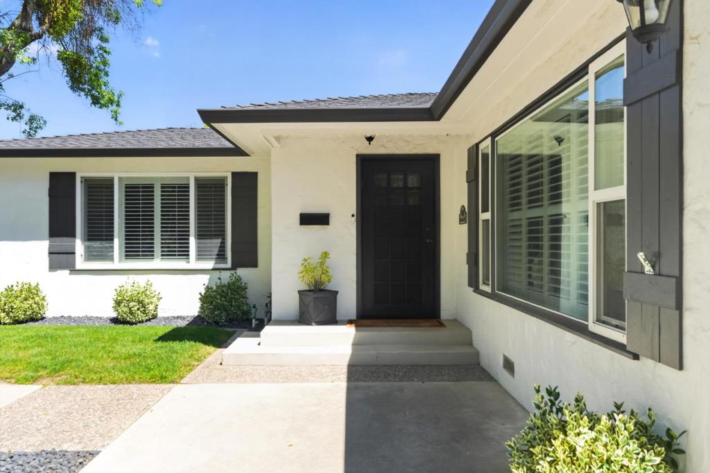 1212 Sycamore Ave, Modesto, CA 95350