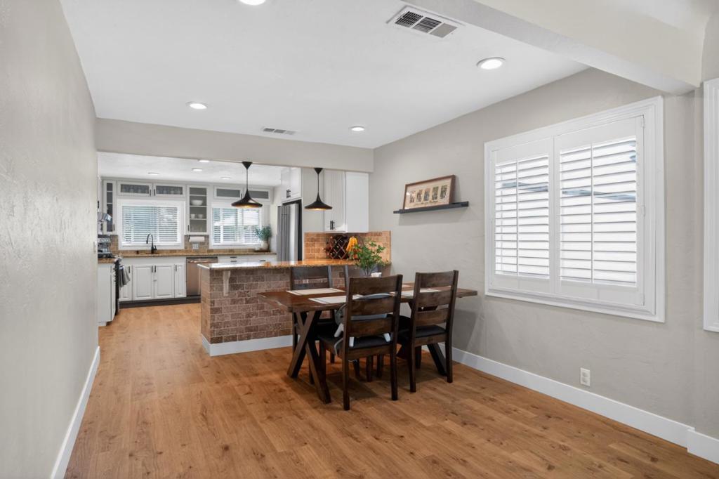 1212 Sycamore Ave, Modesto, CA 95350