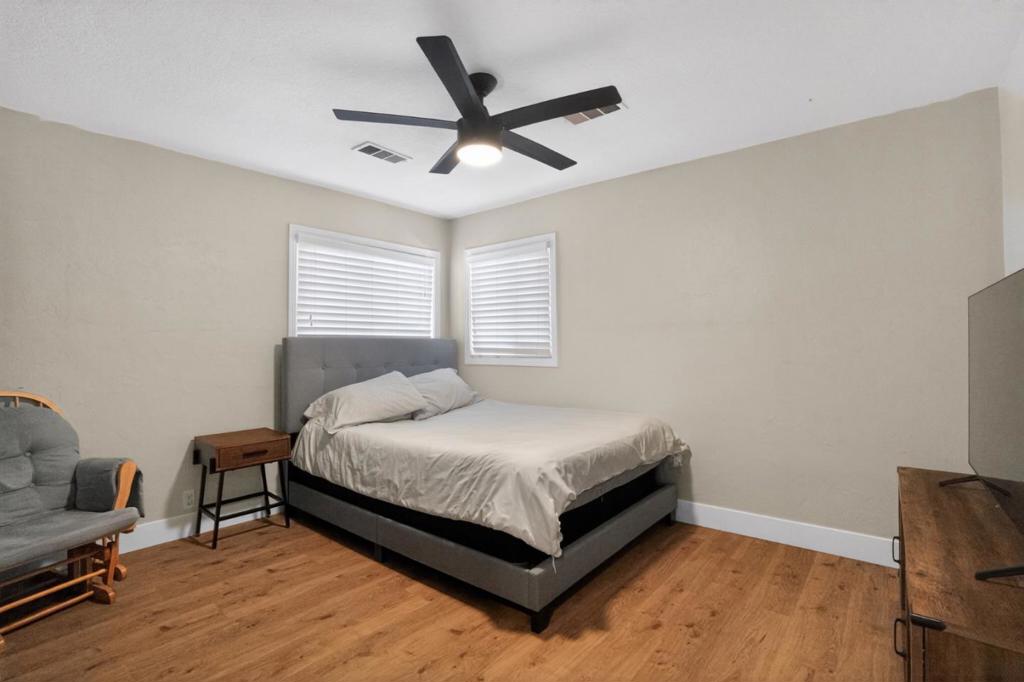 1212 Sycamore Ave, Modesto, CA 95350