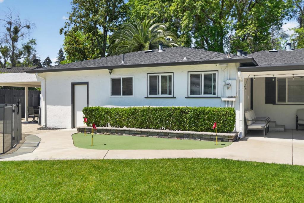 1212 Sycamore Ave, Modesto, CA 95350