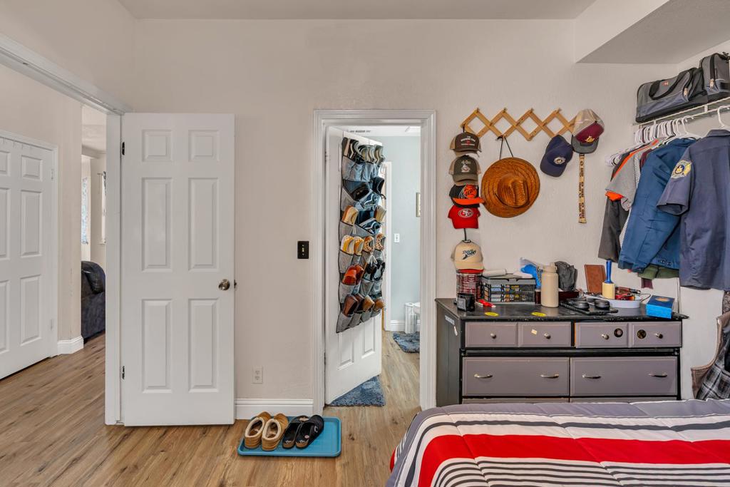 725 Mckinley St, Los Banos, CA 93635