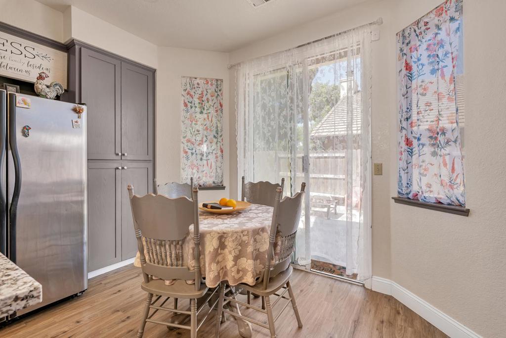 725 Mckinley St, Los Banos, CA 93635