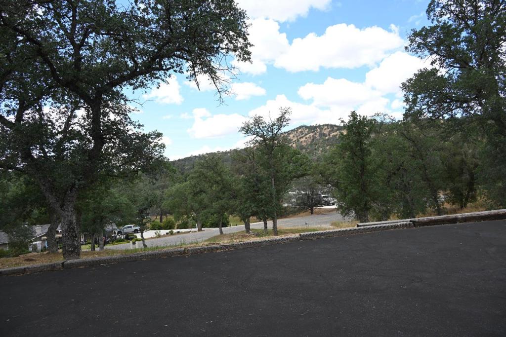 42924 Deep Forest Dr, Coarsegold, CA 93614