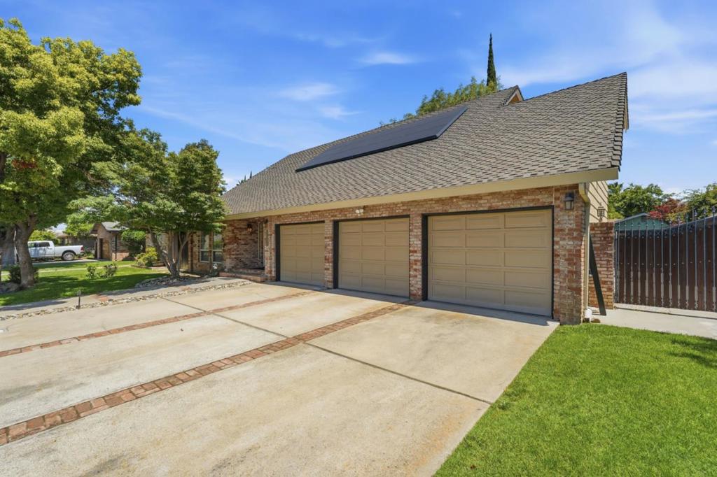 3712 Drakeshire Dr, Modesto, CA 95356