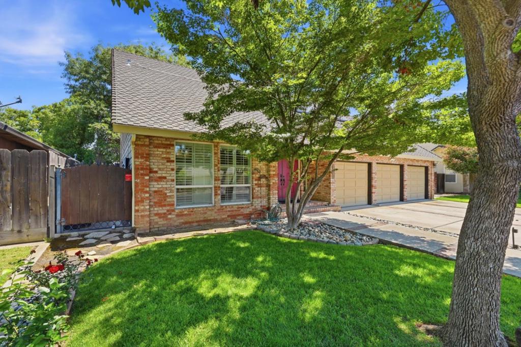 3712 Drakeshire Dr, Modesto, CA 95356