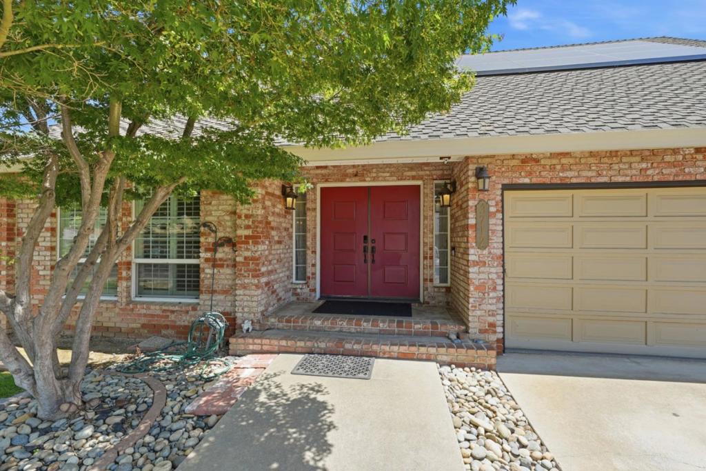 3712 Drakeshire Dr, Modesto, CA 95356