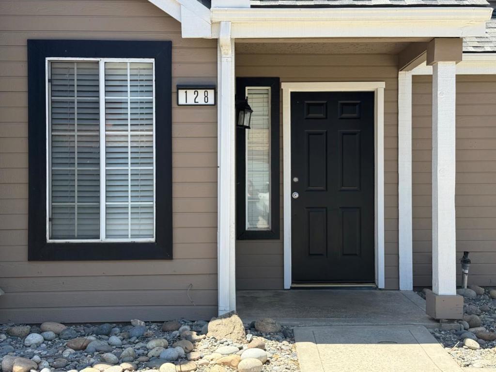 8665 N Cedar Ave #128, Fresno, CA 93720
