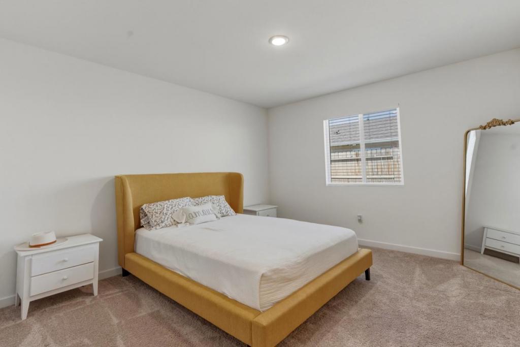 395 Yandris Ct, Los Banos, CA 93635