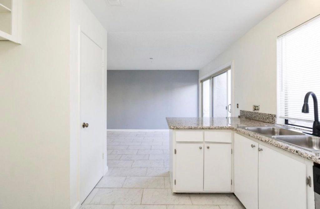 4747 N Woodrow Ave #122, Fresno, CA 93726