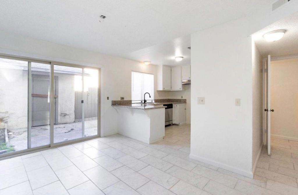 4747 N Woodrow Ave #122, Fresno, CA 93726