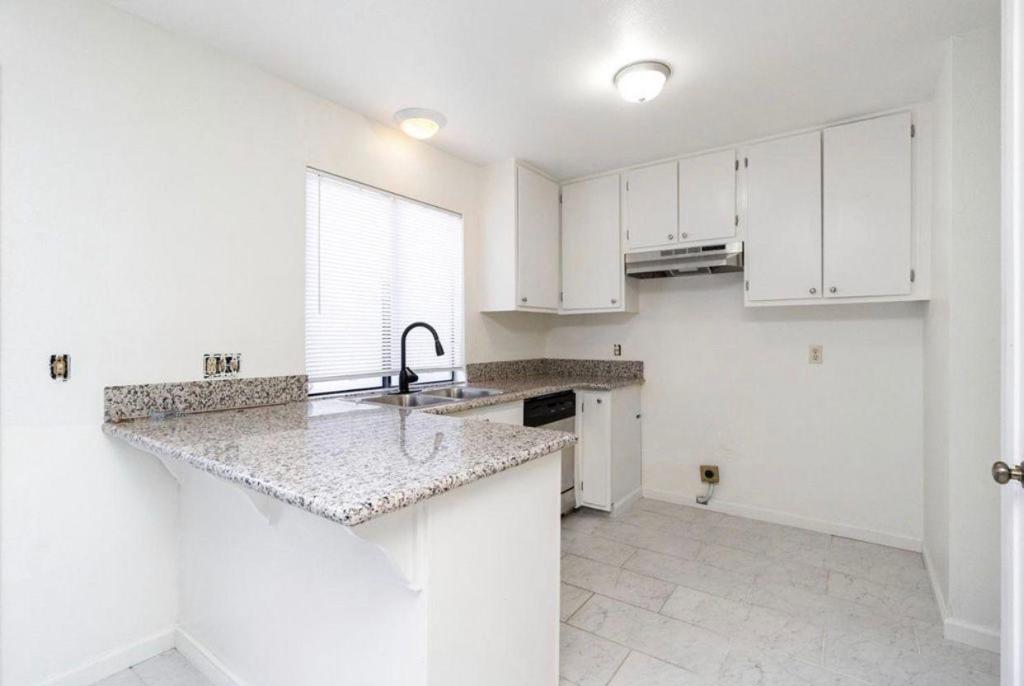 4747 N Woodrow Ave #122, Fresno, CA 93726