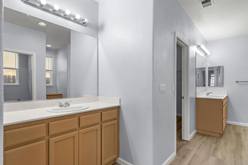 725 Oxalis Dr, Newman, CA 95360