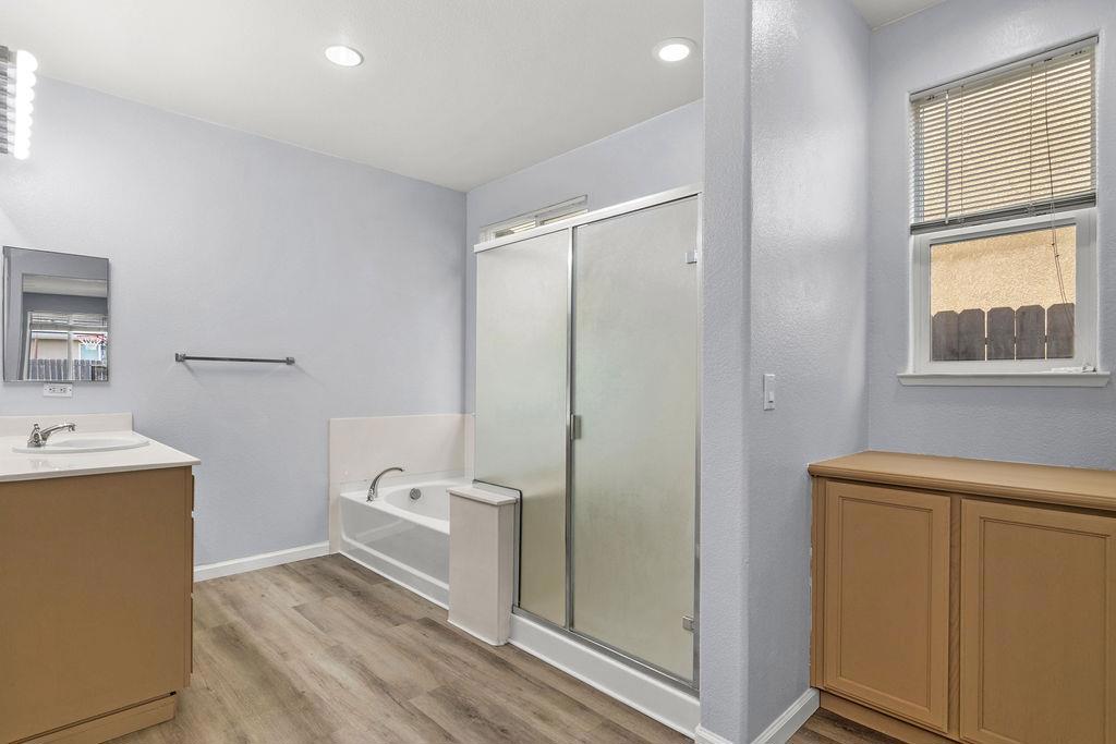 725 Oxalis Dr, Newman, CA 95360