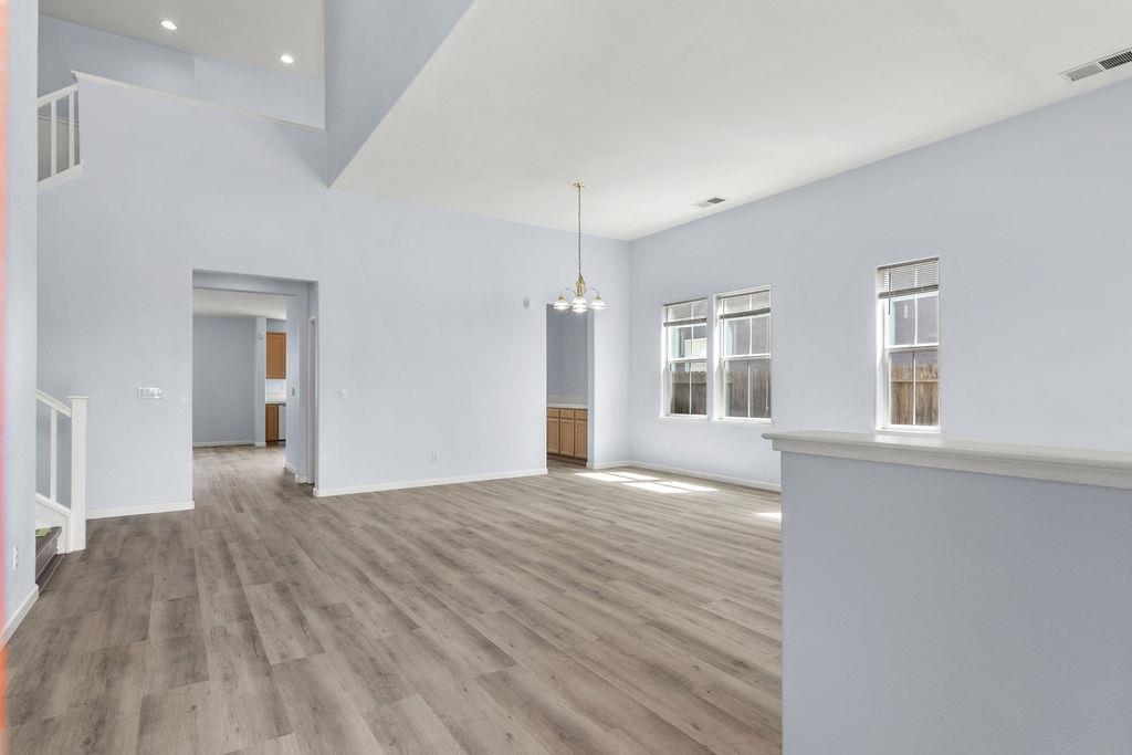 725 Oxalis Dr, Newman, CA 95360