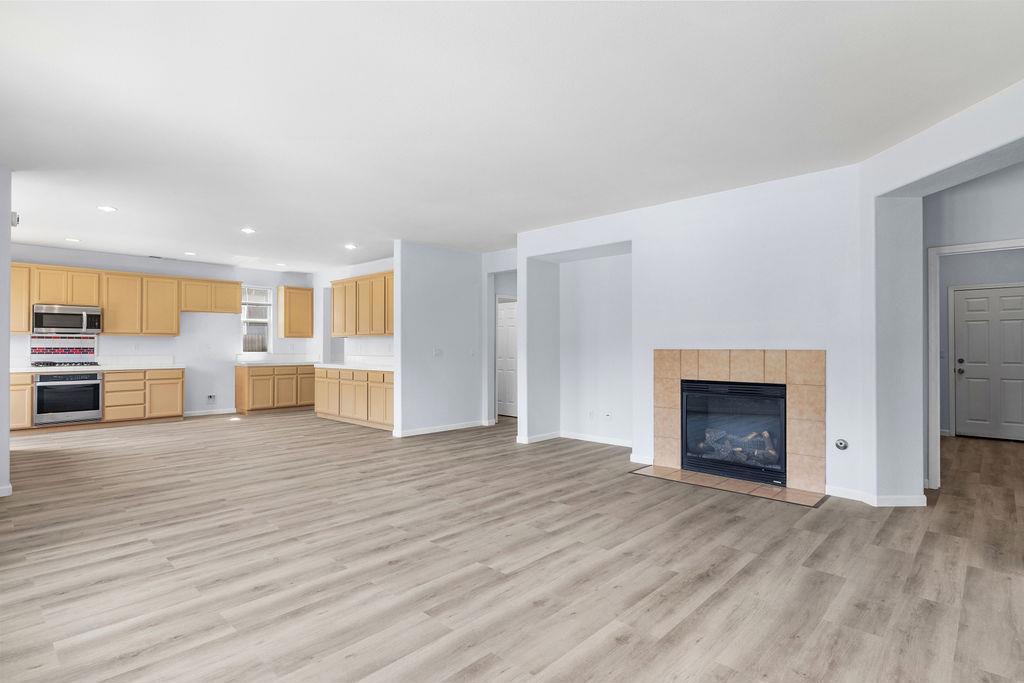 725 Oxalis Dr, Newman, CA 95360